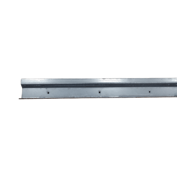 Galvanized steel clamping bar for side skirting – 3 x 77 x 3000 mm.